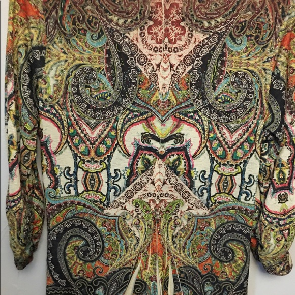 Live and Let Live LS casual top. Fun print! - Picture 5 of 6